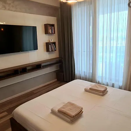 Sea View - Faleza Nord Apartment Constanta